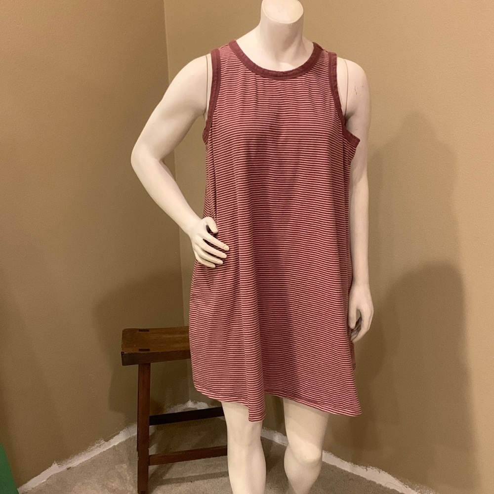 Sonoma Woman’s XL Stripe Red Sleeveless  Knee Length  Sides Pockets Cotton Dress